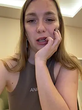 Janeee online show from 12-28-24, 01:38