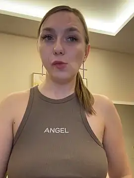 Janeee online show from 03-20-25, 04:31