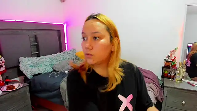 Cherrynoa online show from 02-08-26, 02:59