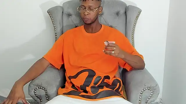 santhi lee online show from 02-13-25, 02:45