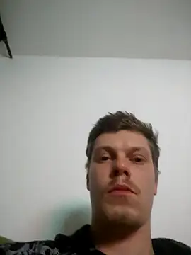 Snapshot of mojpipik21cm chatting on 11-19-25, 11:49 mojpipik21cm online show from 11-19-25, 11:49