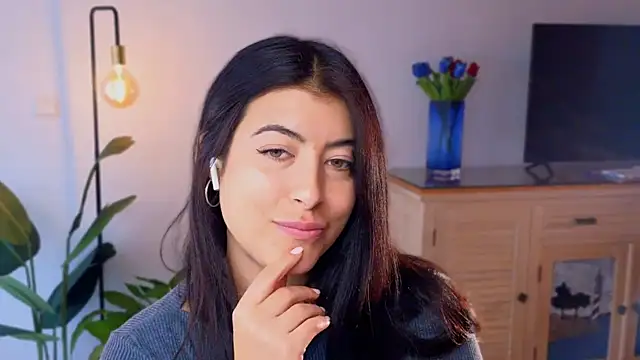 Snapshot of anabelcurvy chatting on 12-03-24, 12:38 anabelcurvy online show from 12-03-24, 12:38