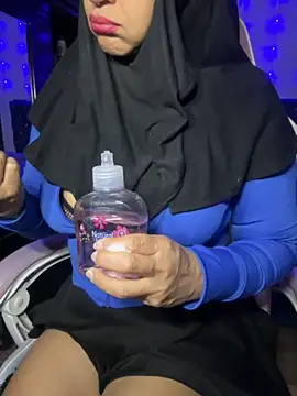 Jameela online show from 09-26-25, 03:43