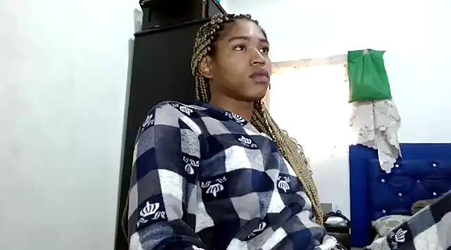 angelamarie1 online show from 01-10-25, 02:55