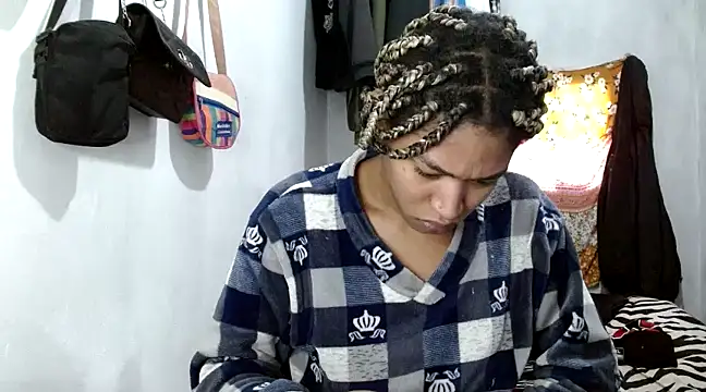 angelamarie1 online show from 02-21-25, 02:27