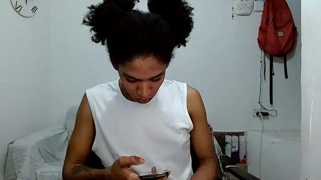 angelamarie1 online show from 10-09-25, 11:25