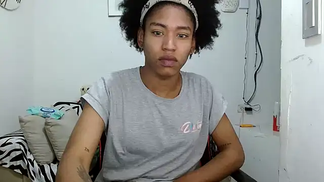 angelamarie1 online show from 02-02-26, 11:36