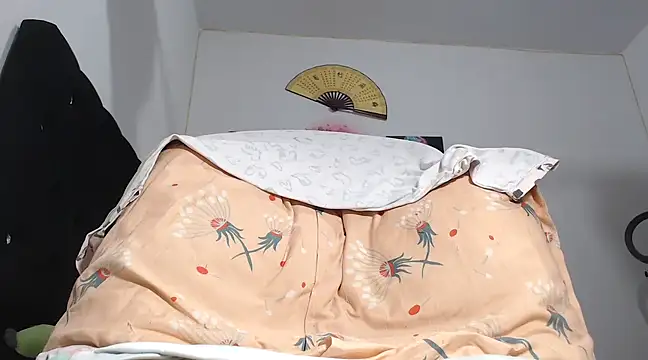 Snapshot of pamelabigcock69 chatting on 03-12-25, 03:18 pamelabigcock69 online show from 03-12-25, 03:18