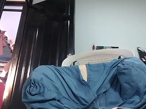 Snapshot of pamelabigcock69 chatting on 09-13-25, 09:47 pamelabigcock69 online show from 09-13-25, 09:47