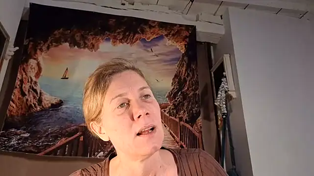 Snapshot of Lola_Belgium chatting on 05-25-26, 06:30 Lola Belgium online show from 05-25-26, 06:30