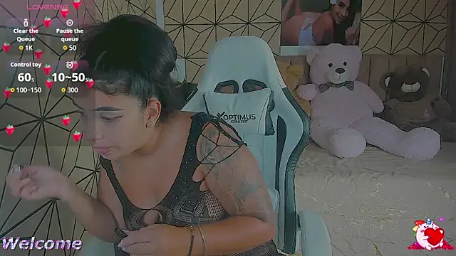 vane lopez  online show from 10-15-25, 05:57