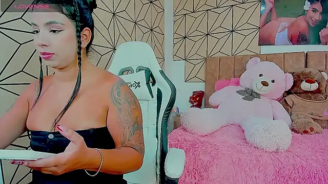 vane lopez  online show from 04-14-26, 07:09