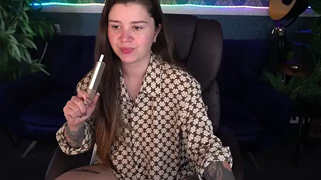 AmellyMilly online show from 10-26-25, 01:39