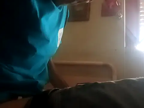 Snapshot of Nirfantasy chatting on 09-28-25, 03:28 Nirfantasy online show from 09-28-25, 03:28