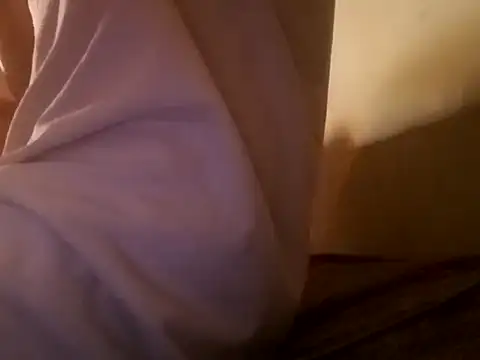 Snapshot of Nirfantasy chatting on 09-30-25, 09:20 Nirfantasy online show from 09-30-25, 09:20