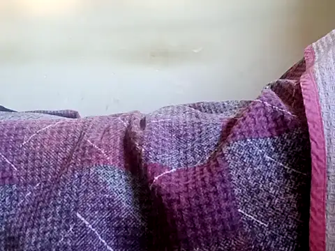 Snapshot of Nirfantasy chatting on 10-04-25, 02:26 Nirfantasy online show from 10-04-25, 02:26