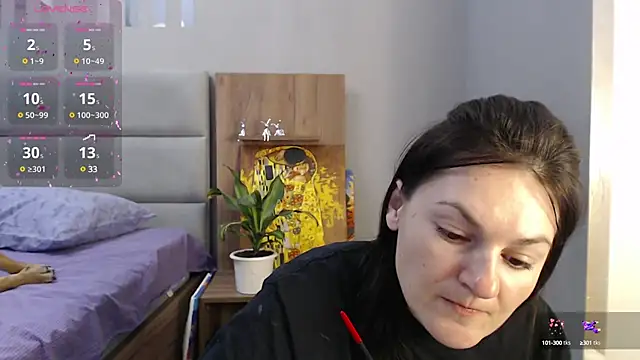 Stacy Davice online show from 02-06-25, 01:16