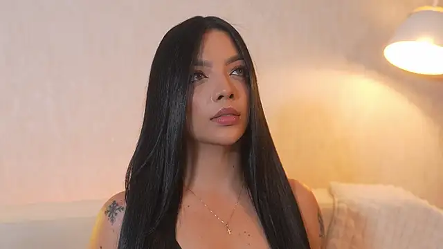 sarah hiill online show from 11-19-25, 09:37