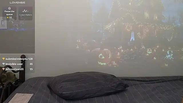 Snapshot of CharlotteDoe chatting on 10-29-25, 04:53 CharlotteDoe online show from 10-29-25, 04:53