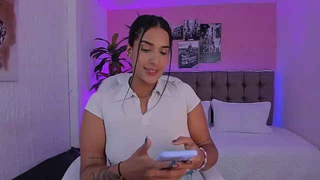 Stefhanyblow online show from 01-25-25, 04:13