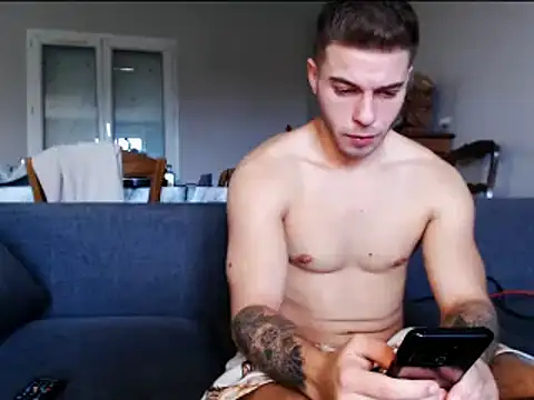 Snapshot of Elkafit28 chatting on 01-18-26, 11:58 Elkafit28 online show from 01-18-26, 11:58