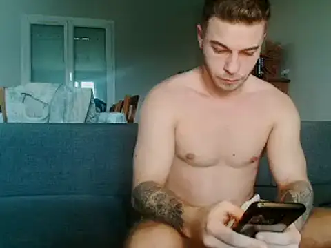 Snapshot of Elkafit28 chatting on 02-13-26, 11:17 Elkafit28 online show from 02-13-26, 11:17