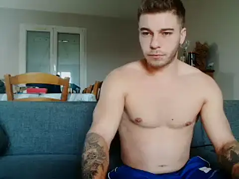 Snapshot of Elkafit28 chatting on 02-17-26, 10:34 Elkafit28 online show from 02-17-26, 10:34