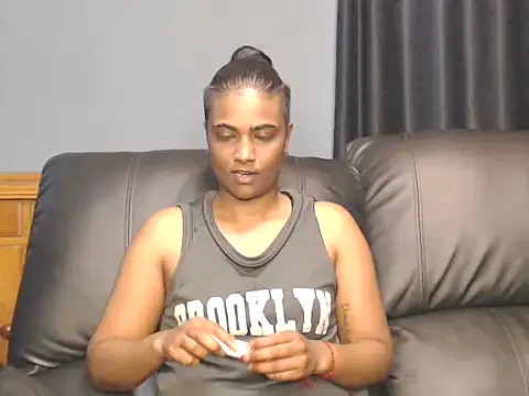 Snapshot of Dominate-stud chatting on 02-06-26, 11:02 Dominate-stud online show from 02-06-26, 11:02