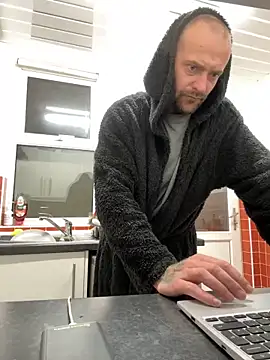 bigguy101 online show from 02-10-25, 04:41