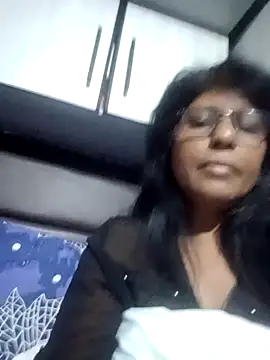 MsAttitude online show from 01-28-25, 05:14