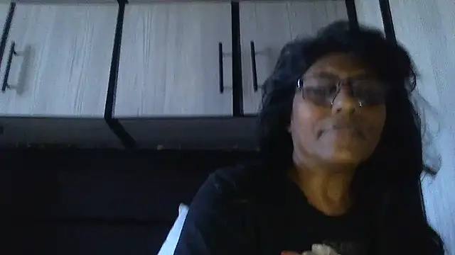 MsAttitude online show from 03-06-25, 07:47