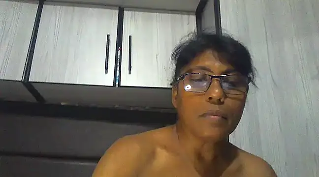 MsAttitude online show from 03-21-25, 09:34