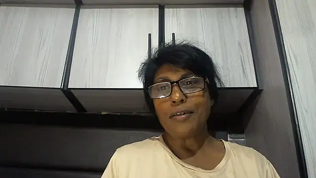 MsAttitude online show from 11-12-25, 07:20