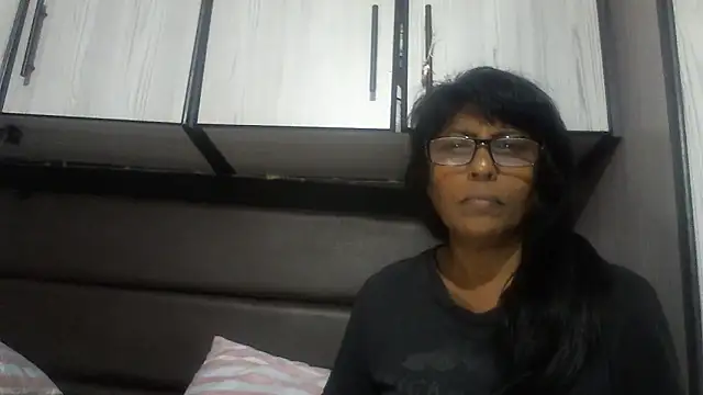 MsAttitude online show from 11-16-25, 11:27