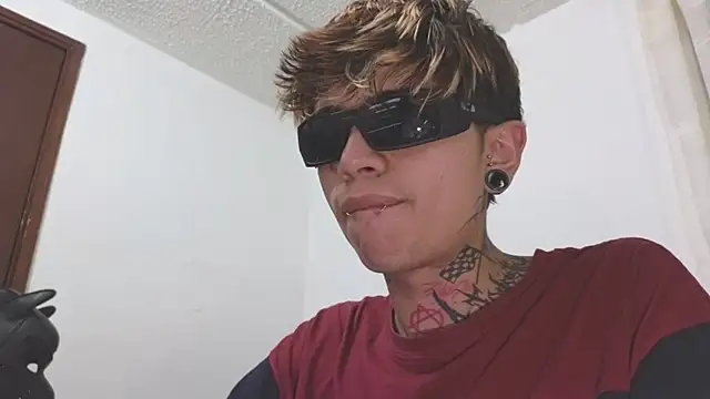 AcidMilo online show from 02-22-25, 12:16