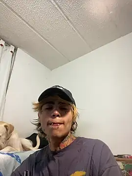 AcidMilo online show from 10-02-25, 11:12