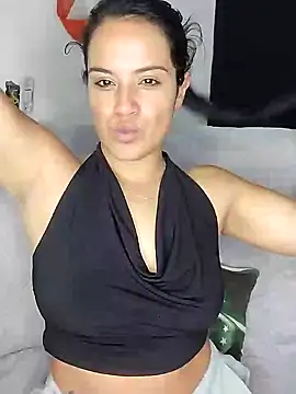 zhayra rose online show from 01-03-25, 03:27