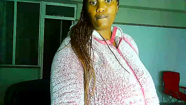 Snapshot of Charlie-Crawford chatting on 02-18-25, 07:19 Charlie-Crawford online show from 02-18-25, 07:19