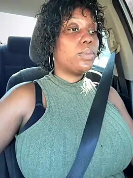 Snapshot of 1Topgyal chatting on 10-16-25, 02:07 1Topgyal online show from 10-16-25, 02:07