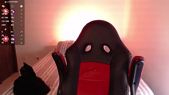 Snapshot of amyharlow_1 chatting on 01-30-25, 11:01 amyharlow 1 online show from 01-30-25, 11:01