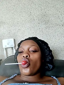 Snapshot of EbonyBuu chatting on 01-17-26, 11:26 EbonyBuu online show from 01-17-26, 11:26