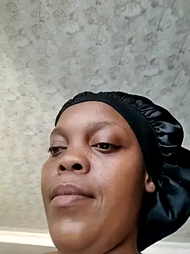 Snapshot of EbonyBuu chatting on 02-05-26, 09:58 EbonyBuu online show from 02-05-26, 09:58