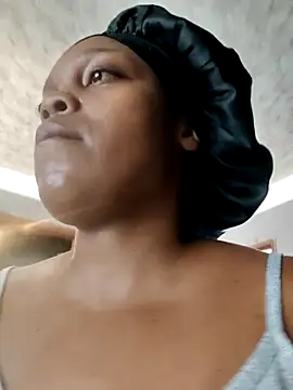 Snapshot of EbonyBuu chatting on 02-10-26, 07:45 EbonyBuu online show from 02-10-26, 07:45