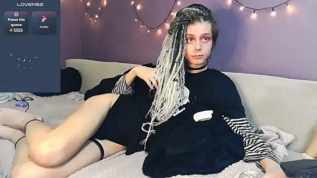 Littlepinkcat online show from 03-20-25, 07:57