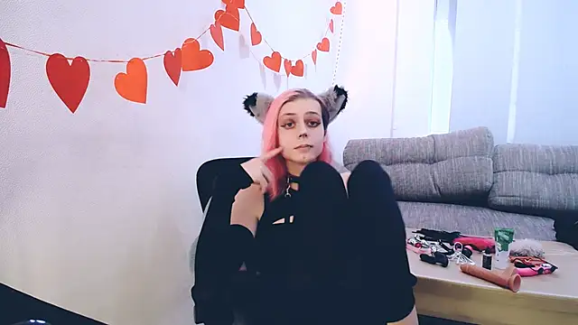 Littlepinkcat online show from 02-26-26, 11:42