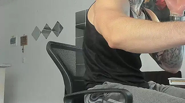 Snapshot of _jamesleandros1 chatting on 03-09-25, 10:30 jamesleandros1 online show from 03-09-25, 10:30