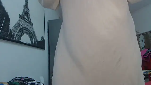 Snapshot of AnnaBellaLuckyXOXO chatting on 01-14-26, 12:44 AnnaBellaLuckyXOXO online show from 01-14-26, 12:44