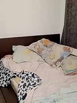 Snapshot of Daddy1972 chatting on 01-24-25, 06:04 Daddy1972 online show from 01-24-25, 06:04