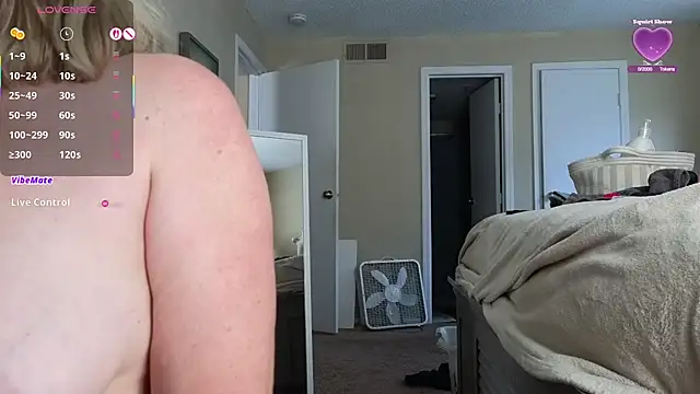 LoveSaraChristine online show from 09-11-25, 05:02