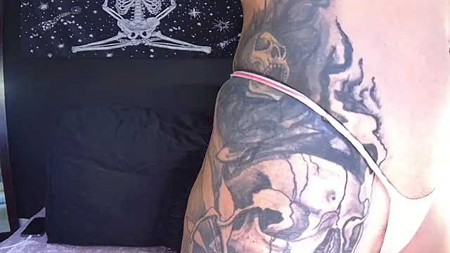 EvangelineCors online show from 03-19-25, 06:55